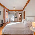 Sorrento Luxury Hotel *