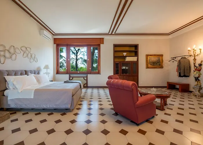 Sorrento Luxury Hotel