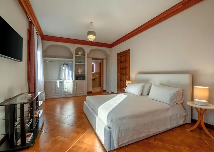 Sorrento Luxury *