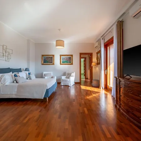 Sorrento Luxury *